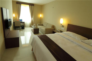 تور اندونزی هتل ترینیتی جاکارتا - آژانس مسافرتی و هواپیمایی آفتاب ساحل آبی